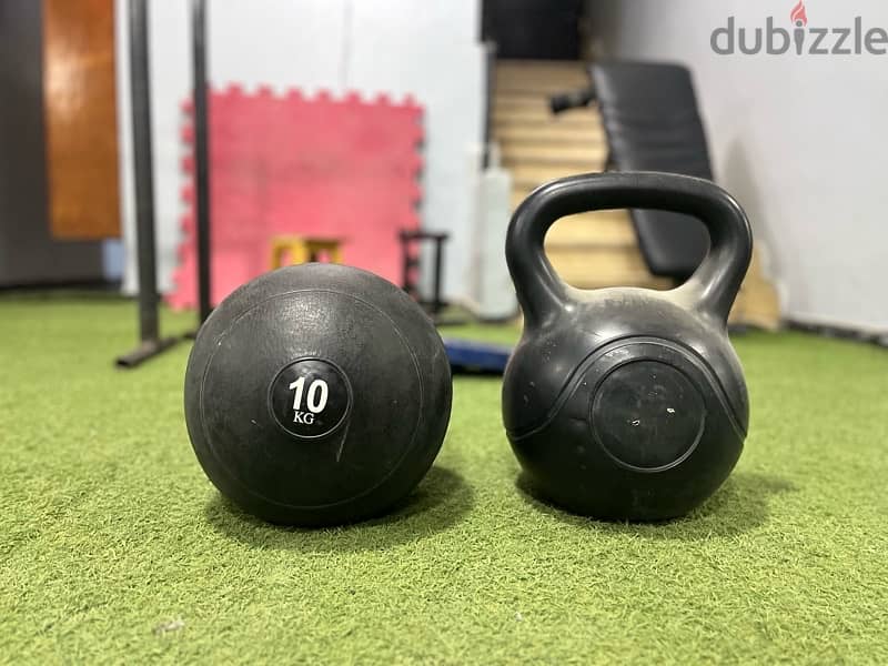 crossfit kettlebell and slam ball 0