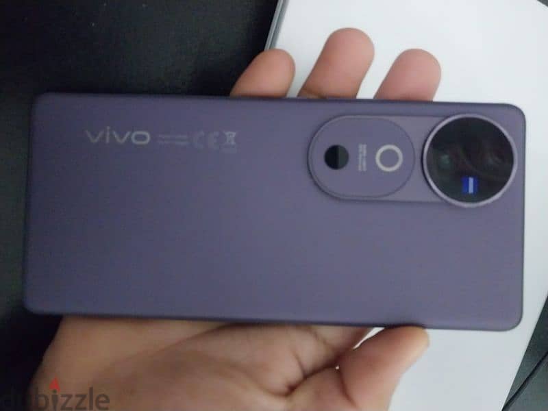 vivo 40 1