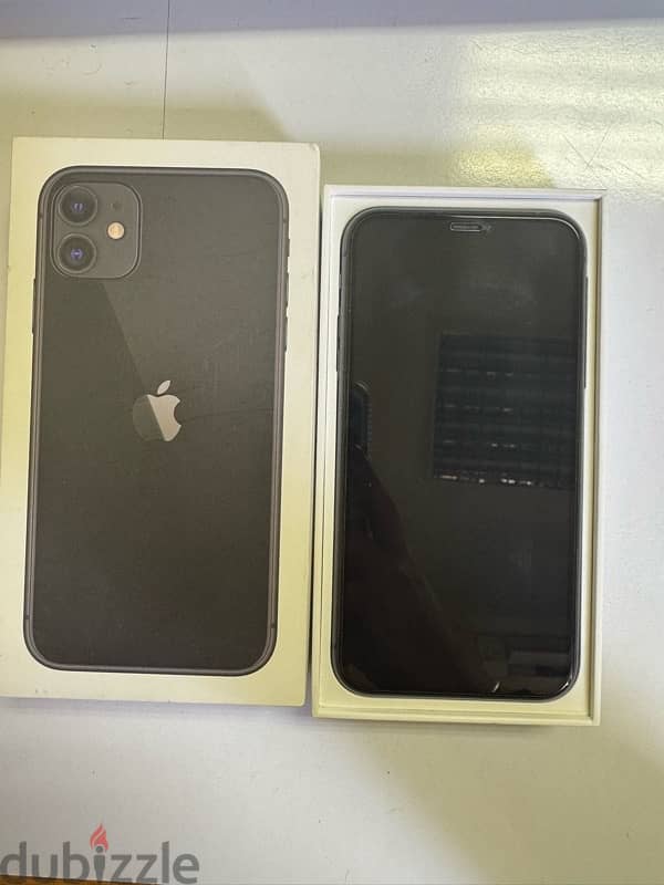 Iphone 11 - Black - 128GB-  used with box - استعمال بناتي 1