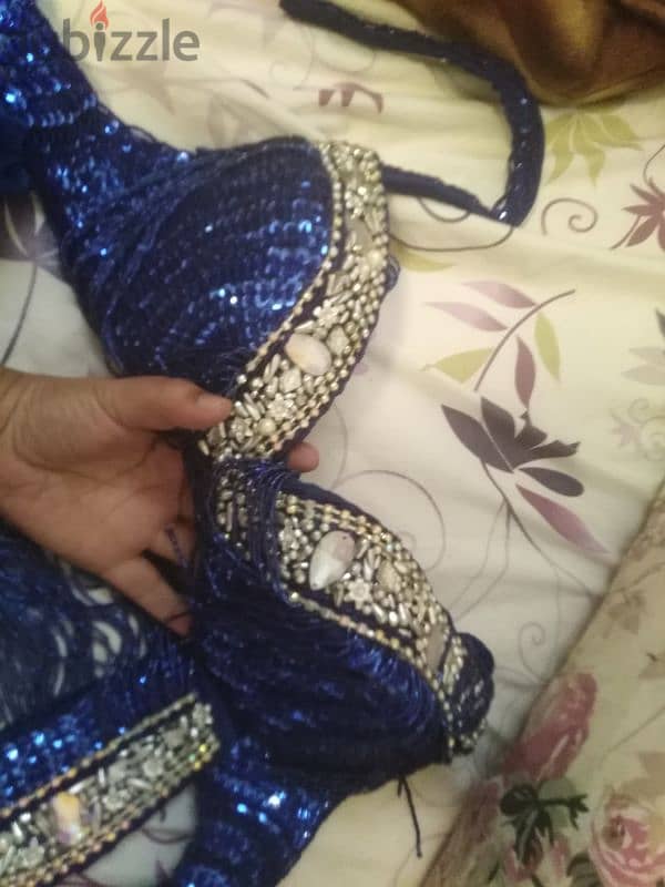 belly dance suit. . never used. hand made 2