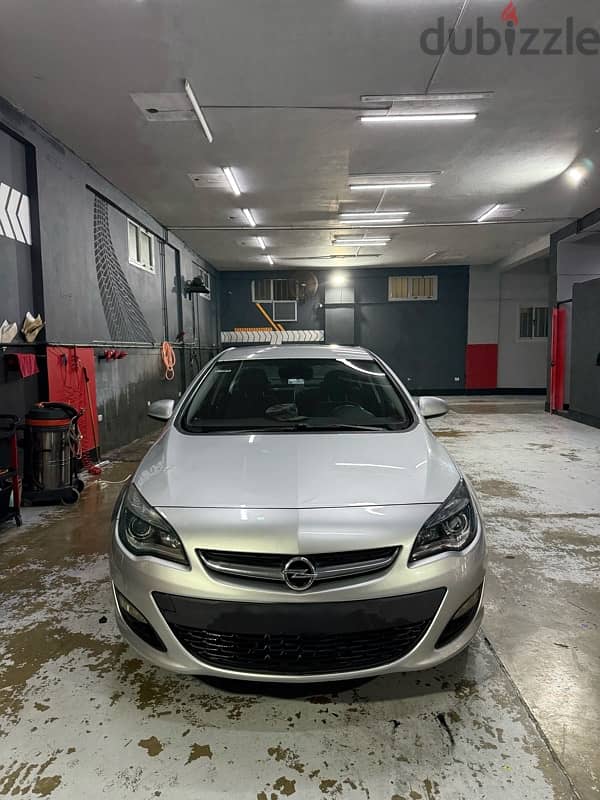 Opel Astra 2016 0