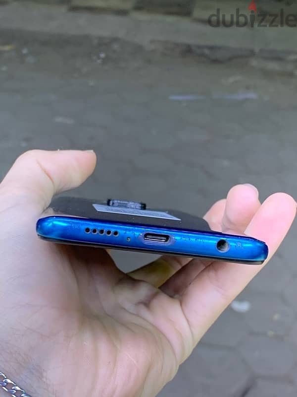 Redmi note 9s 6 Ram 128 مساحه 4