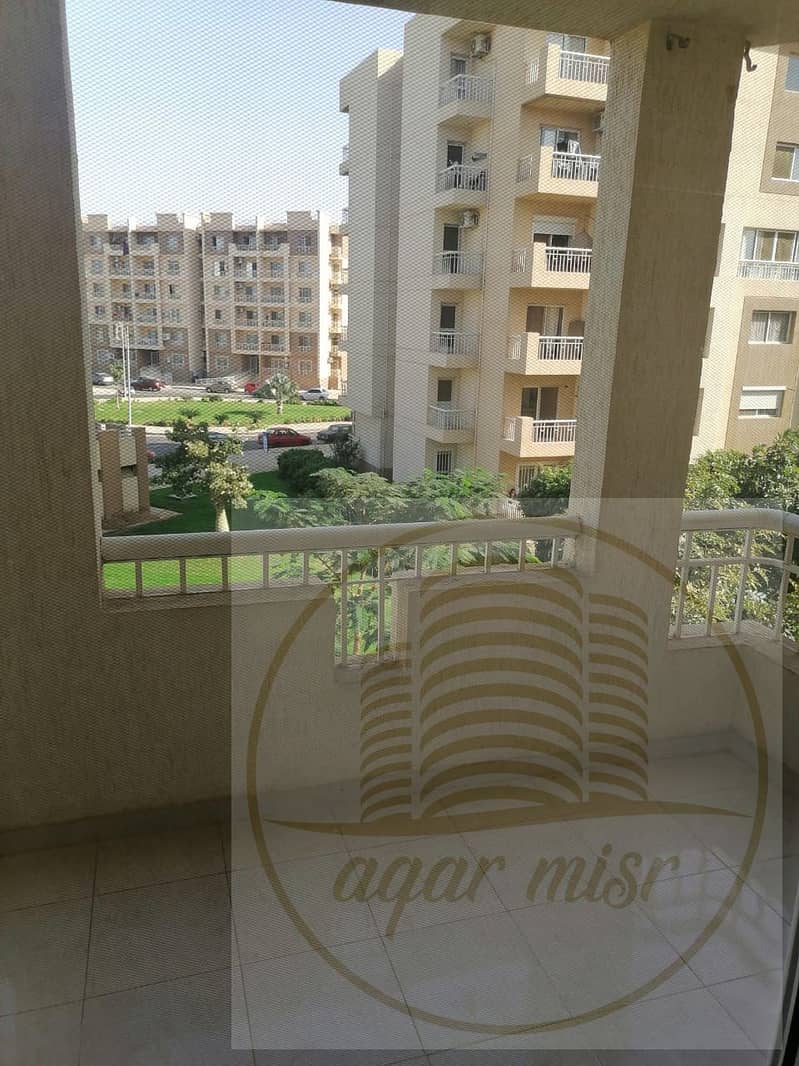 Apartment for sale in Madinaty (B11), 160 sqm, direct garden view, fully north-facing. Developed by Talaat Moustafa Located directly next to amenities 0