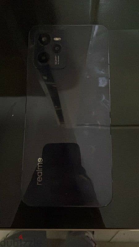 Realme C 35 3