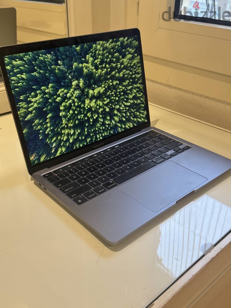 MacBook Pro 2022 M2 13 Inch 256 GB 1