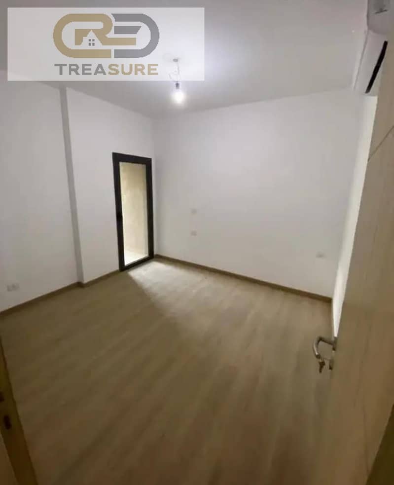 Apartment for rent in Fifth Square with Kitchen & Acs 0