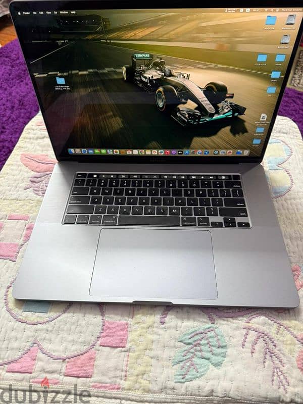 Mac book pro 16 inch 2019 5