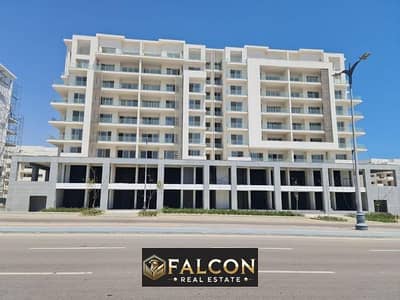 Apartment for immediate delivery, fully finished, in a very Prime location with a view of El Alamein Towers and the sea in Mazarine, New El Almein