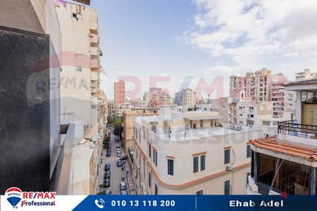 Administrative headquarters for sale 210 m Raml Station (Sultan Hussein Street)-The price includes a garage