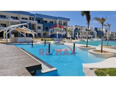 Service Apartment-Fully furnished -Sea &pool View