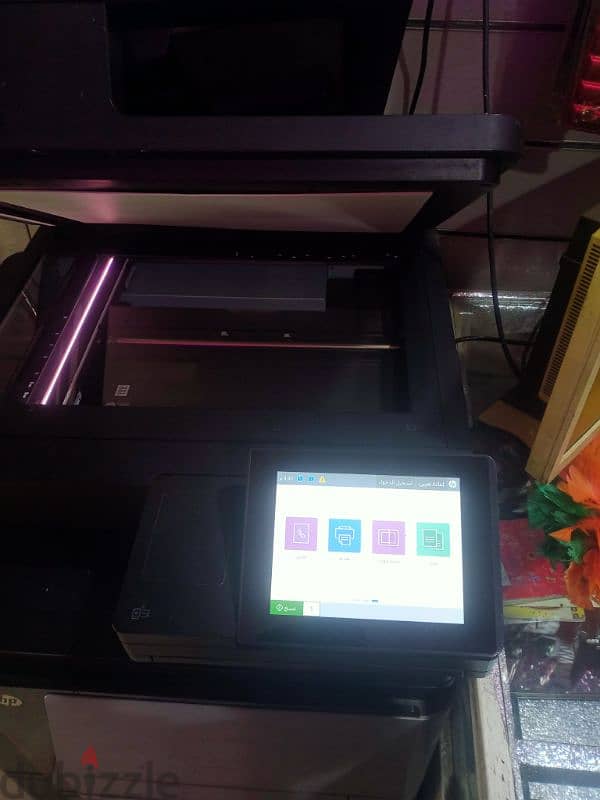 Color LazerJet Managed flow MFP M880m 1