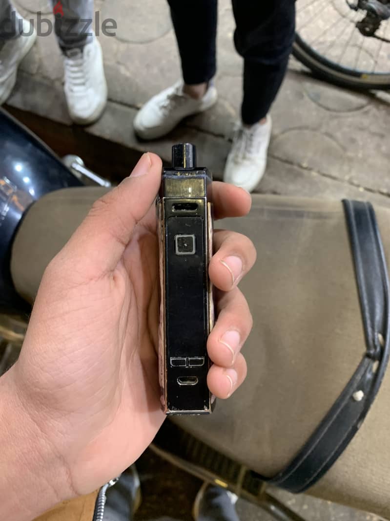 Smok rpm 80 pro محتاجه بطاريه و كويل 8