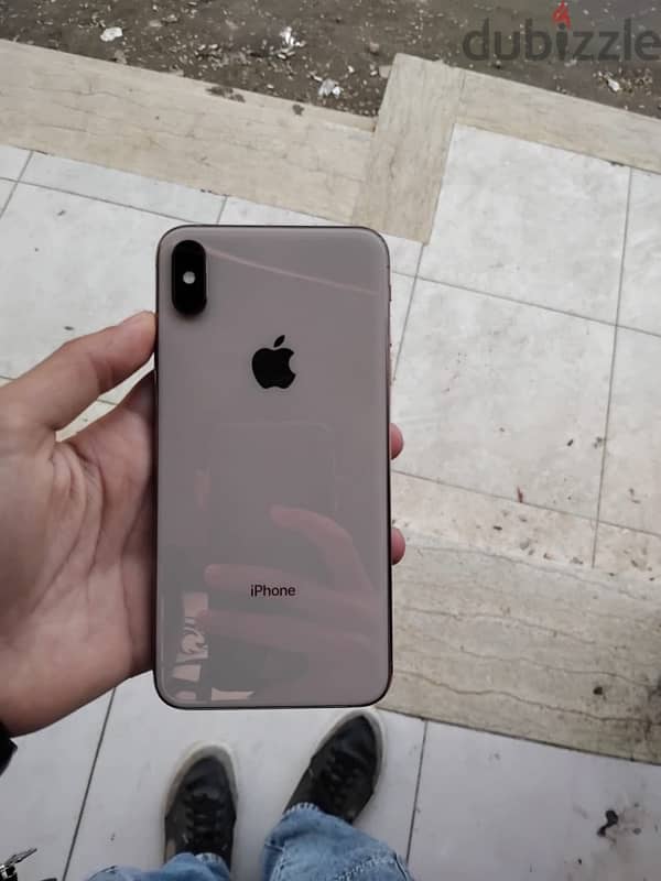 iPhone XS Max 0