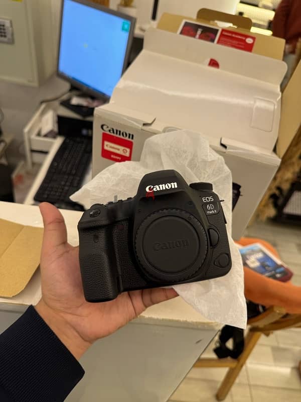 Canon EOS 6D Mark II Body | استخدام تجربة 2