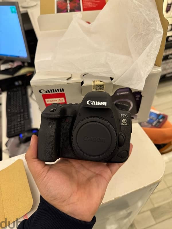 Canon EOS 6D Mark II Body | استخدام تجربة 10