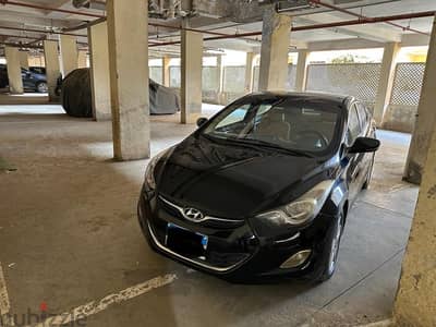 Hyundai Elantra 2012