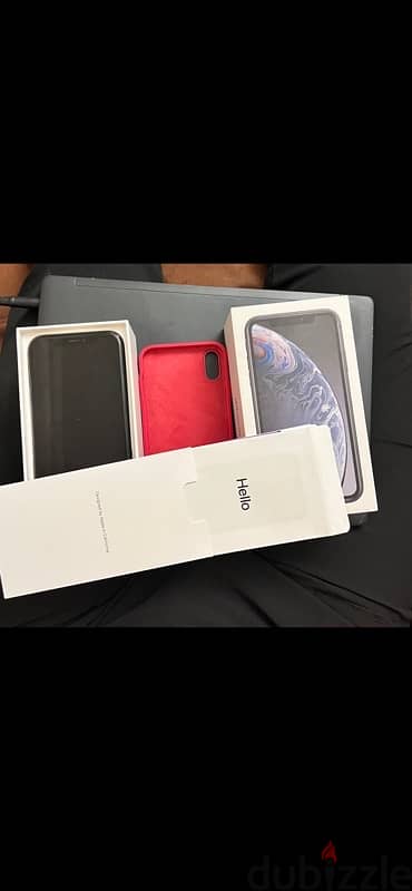 للبيع IPhone XR 64 GB بطارية 80% 4