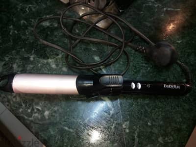 مكواه شعر كيرلي Babyliss وارد الخارج حالتها جديده بسعر حلو