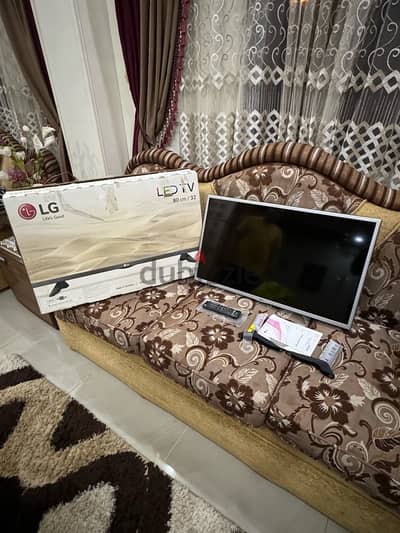 شاشه LG 32 بوصه ريسيفر داخلي استعمال خفيف