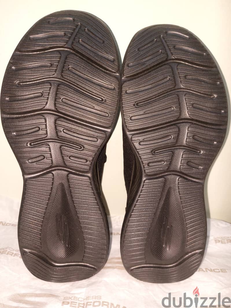 Skechers Skech-Lite, Air-Cooled, Memory Foam. Origenal. New. Size 42.5 2