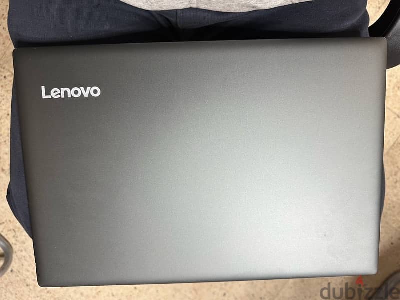 Lenovo Ideapad 520 1