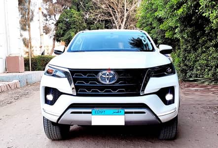 Toyota Fortuner 2024