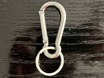 Metal Carabiner / Keychain - حلقة خطاف معدن