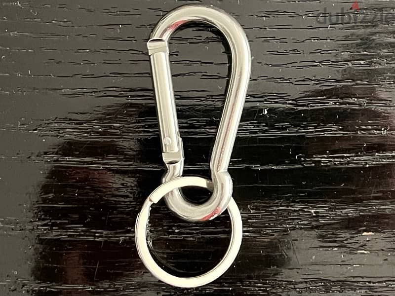 Metal Carabiner / Keychain - حلقة خطاف معدن 0