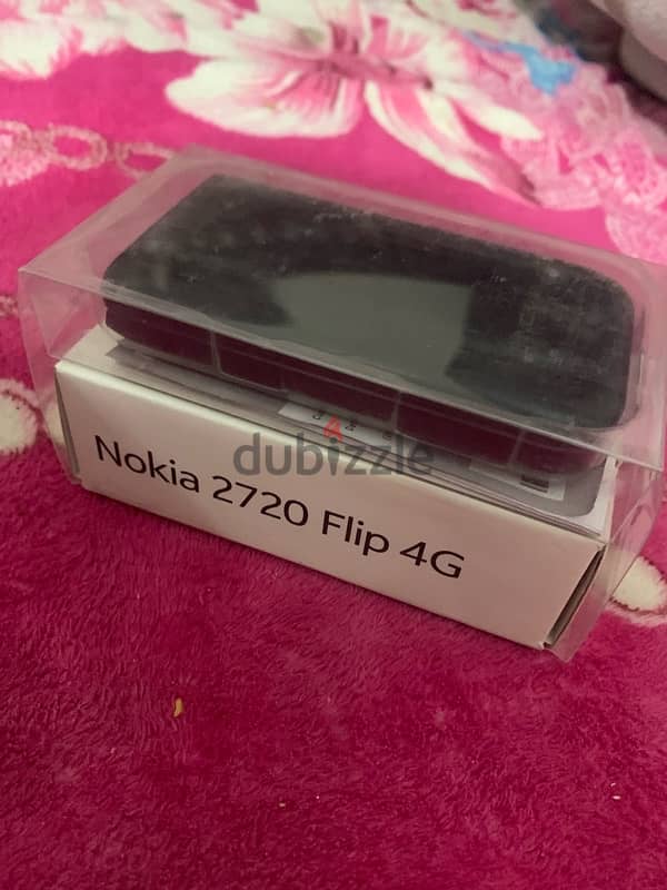 Nokia 2720 Flip 4G 6