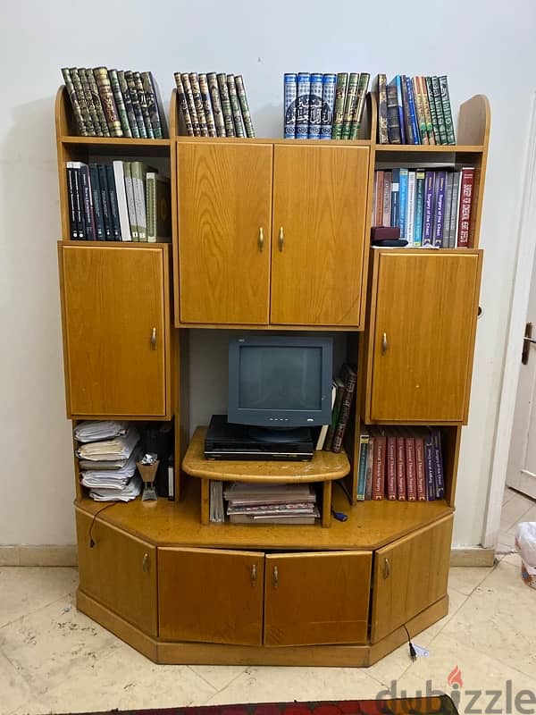 traditional bookshelf 0