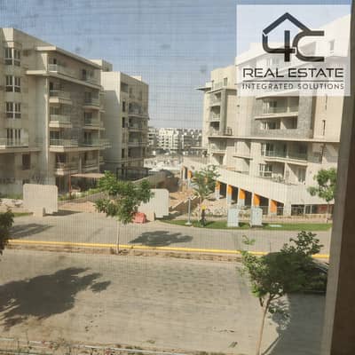 apartment for sale  3bed  Mountain View icity  new  cairo  ready to move  Prime  location in the  5th Settlement at bargain price