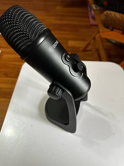 Microphone boya pm 700 USB