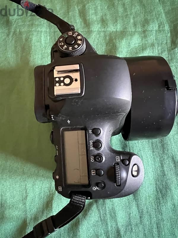 Canon 6D mark ii used like new 1