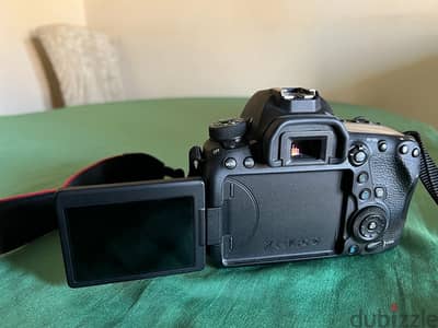 Canon 6D mark ii used like new