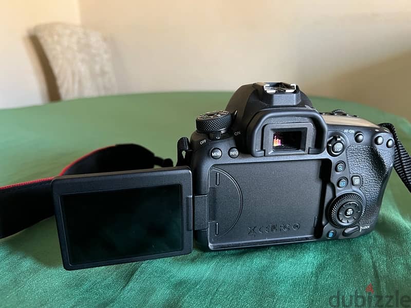 Canon 6D mark ii used like new 3