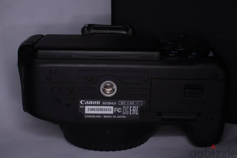 canon 700d + battery grip 4