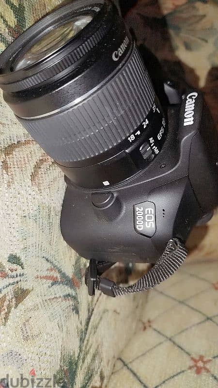 canon 2000D 2