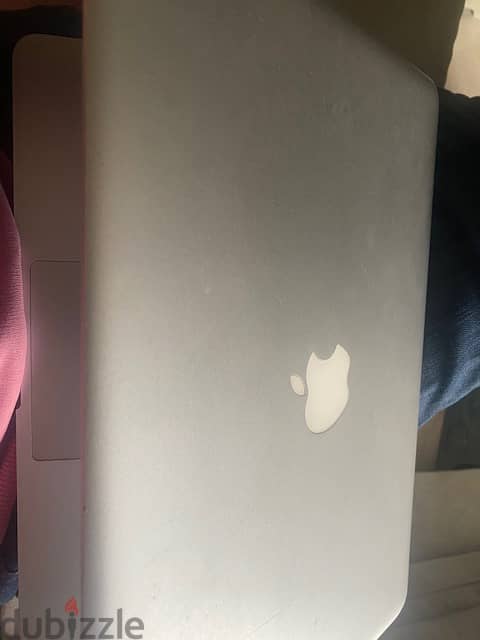 Macbook Pro (Mid 2009) 1