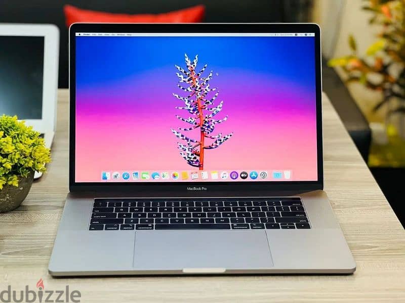 Mac book Pro 2019 16inch زيرو 4