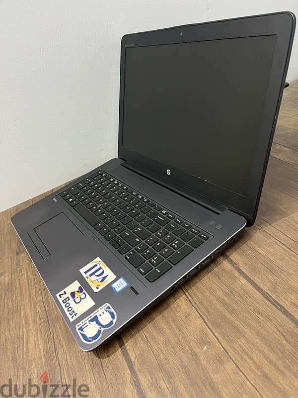 للبيع لابتوب HP ZBook 15 G4 بحالة جيدة جدًا 0