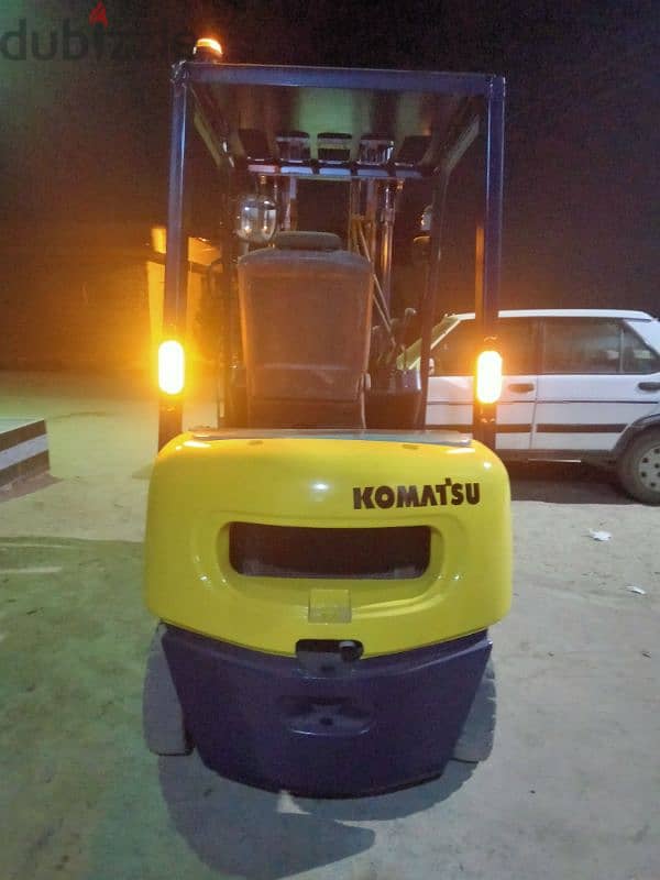 كلارك KOMATSU 2