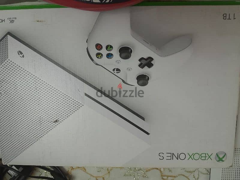 Xbox one S 6