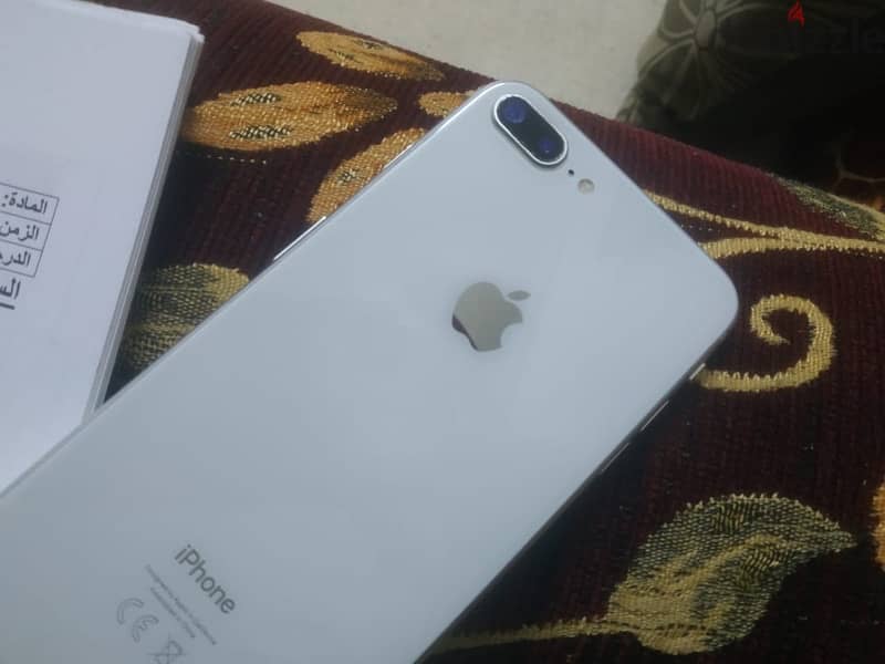 ايفون 8plus 4