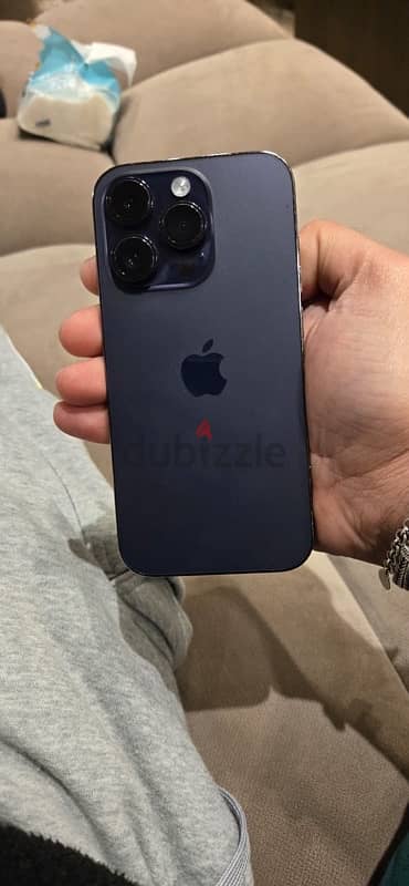 iphone 14 pro 256 به خرابيش فى الشاشه