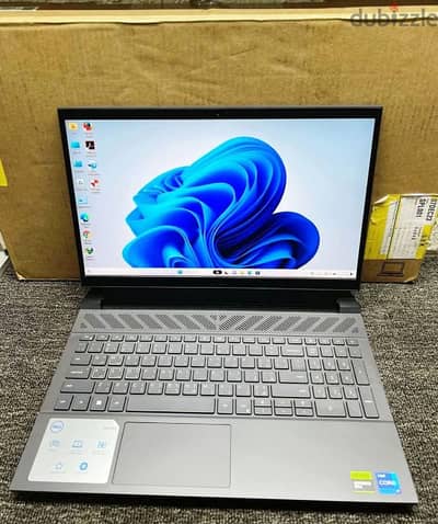 DELL G15 5530