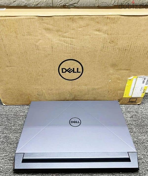 DELL G15 5530 2