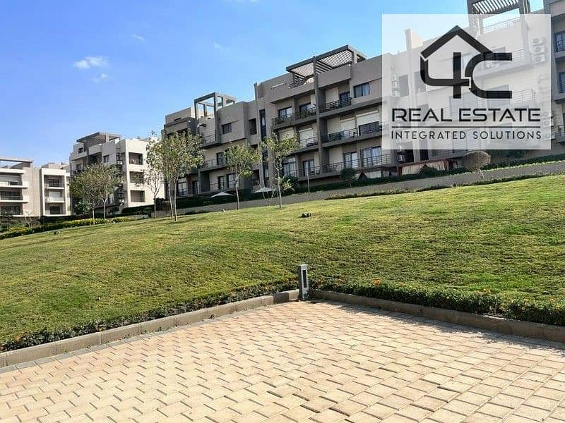 apartment with garden, fully finished, with air conditioners, clubhouse view, ready to move 0