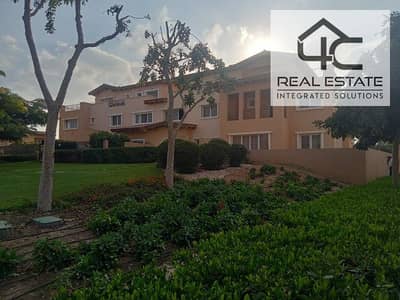 Townhouse Middle for sale with the lowest down payment and installments, Best Location on Landscape in Hyde Park, Fifth Settlement