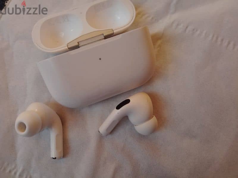 Air pods pro 4