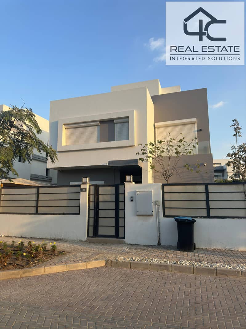 Modern villa standalone with a land area of ​​450m for sale, Ready to move, at the lowest price in the market in Hyde Park, Fifth Settlements 0